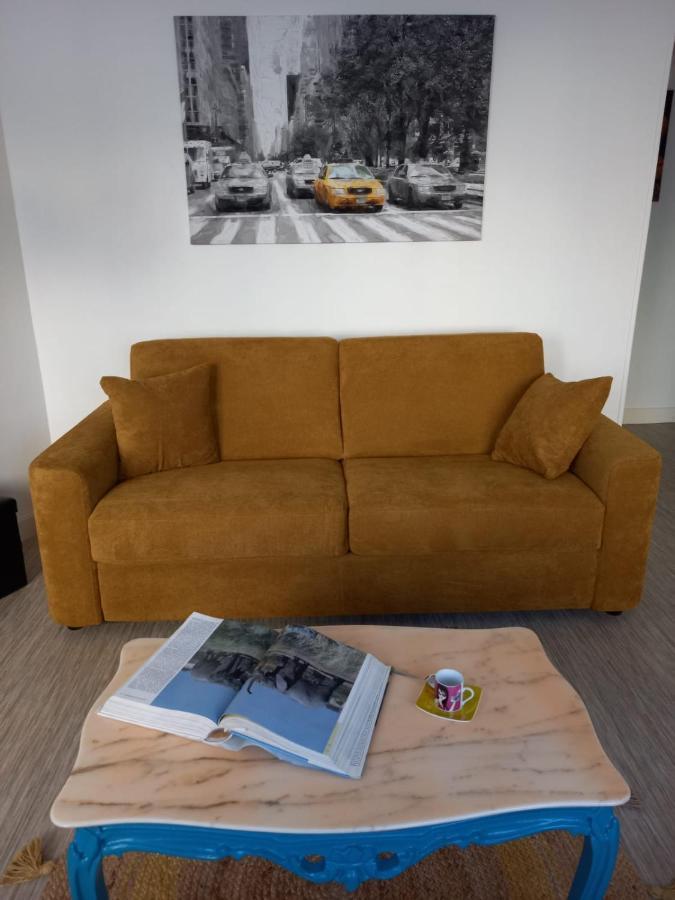 Appart Plein Centre, Balcon - 4 Personnes Sedan Luaran gambar